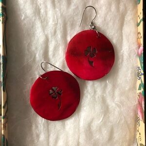 Earrings from the Bahamas ☘️